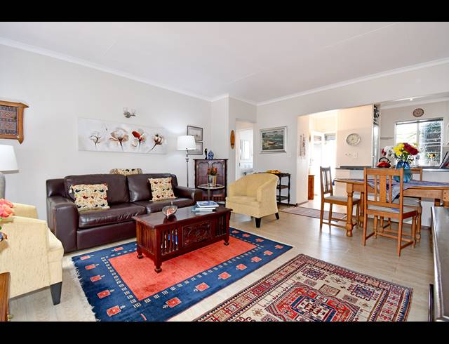 2 BEDROOM TOWNHOUSE FOR SALE IN KELLAND
